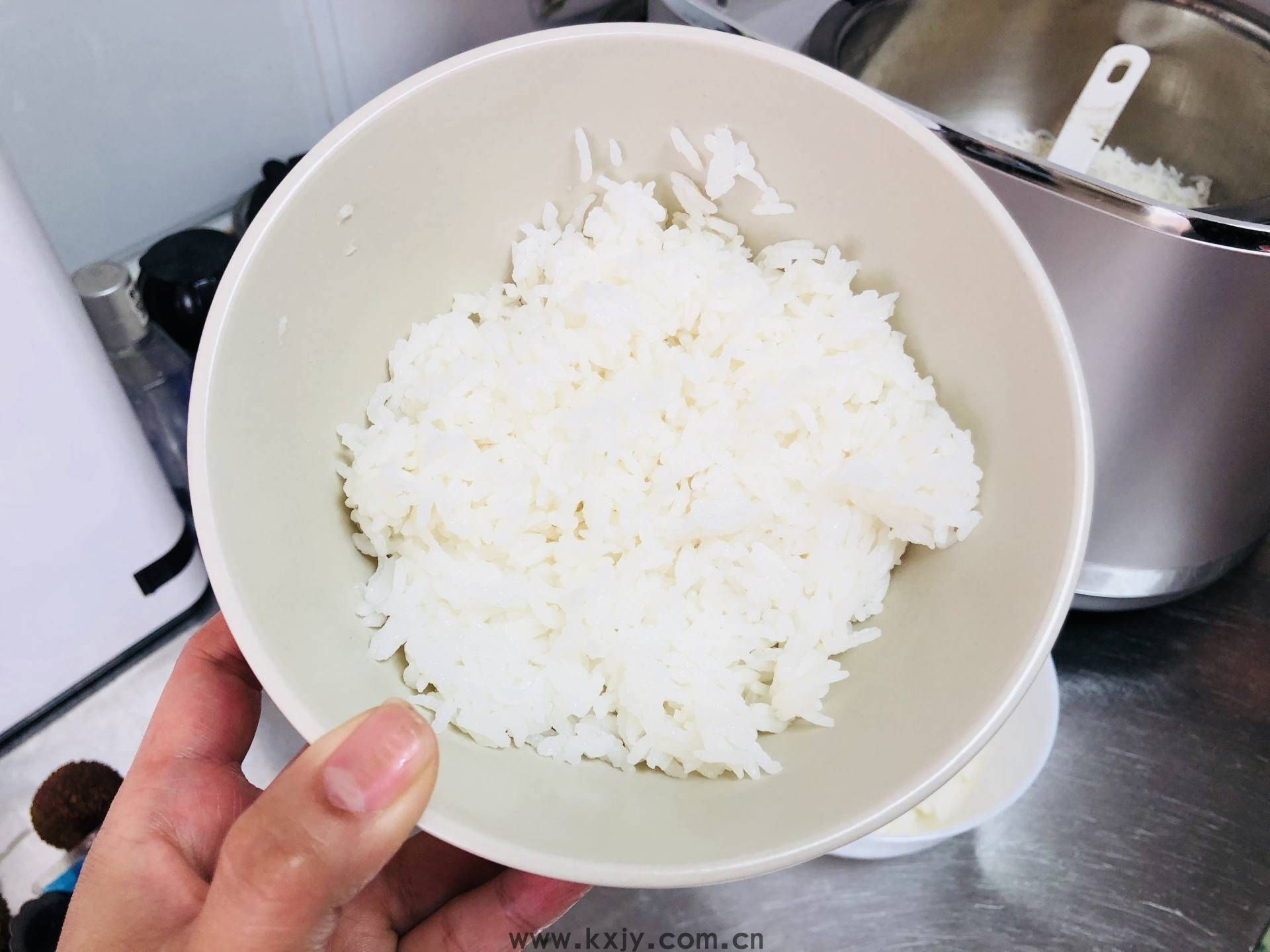 泰国乌汶茉莉香米和平常吃的大米有何不同？真的好吃有茉莉香味么
                
                 
    (图9)